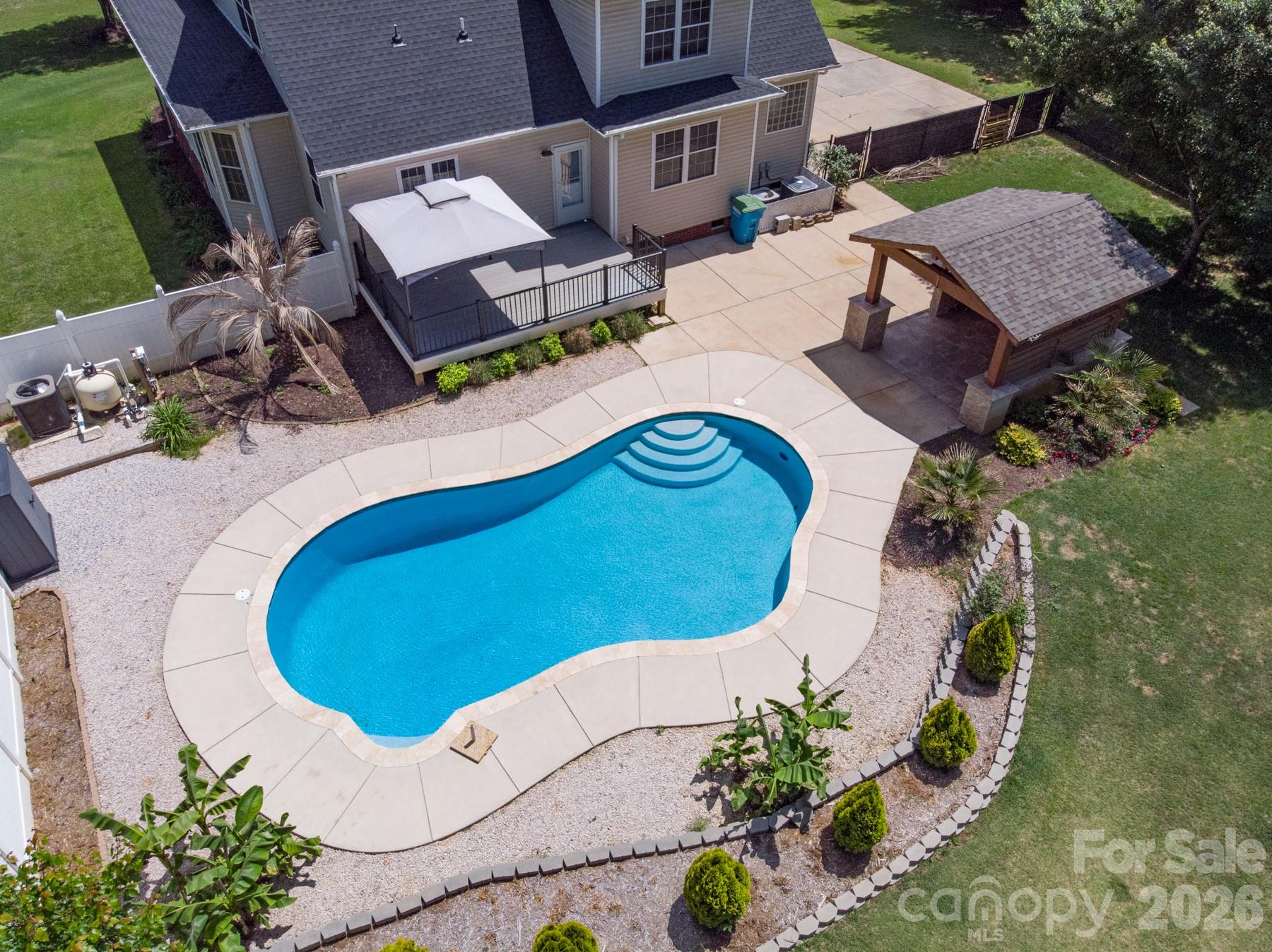 1606 Ferdinand Lane — York