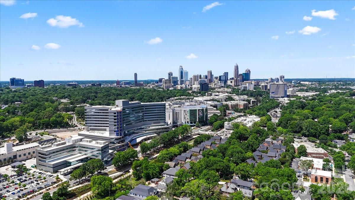 1160 S Kings Drive — Charlotte