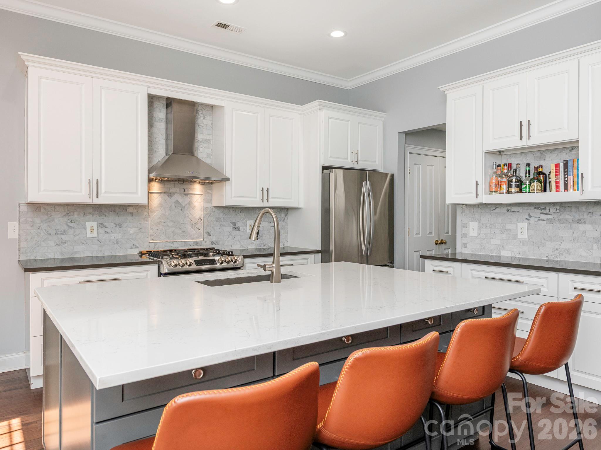 1409 Shade Tree Court — Matthews
