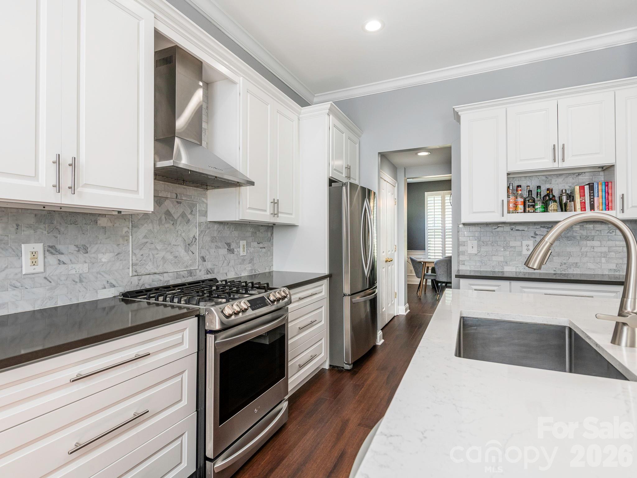 1409 Shade Tree Court — Matthews