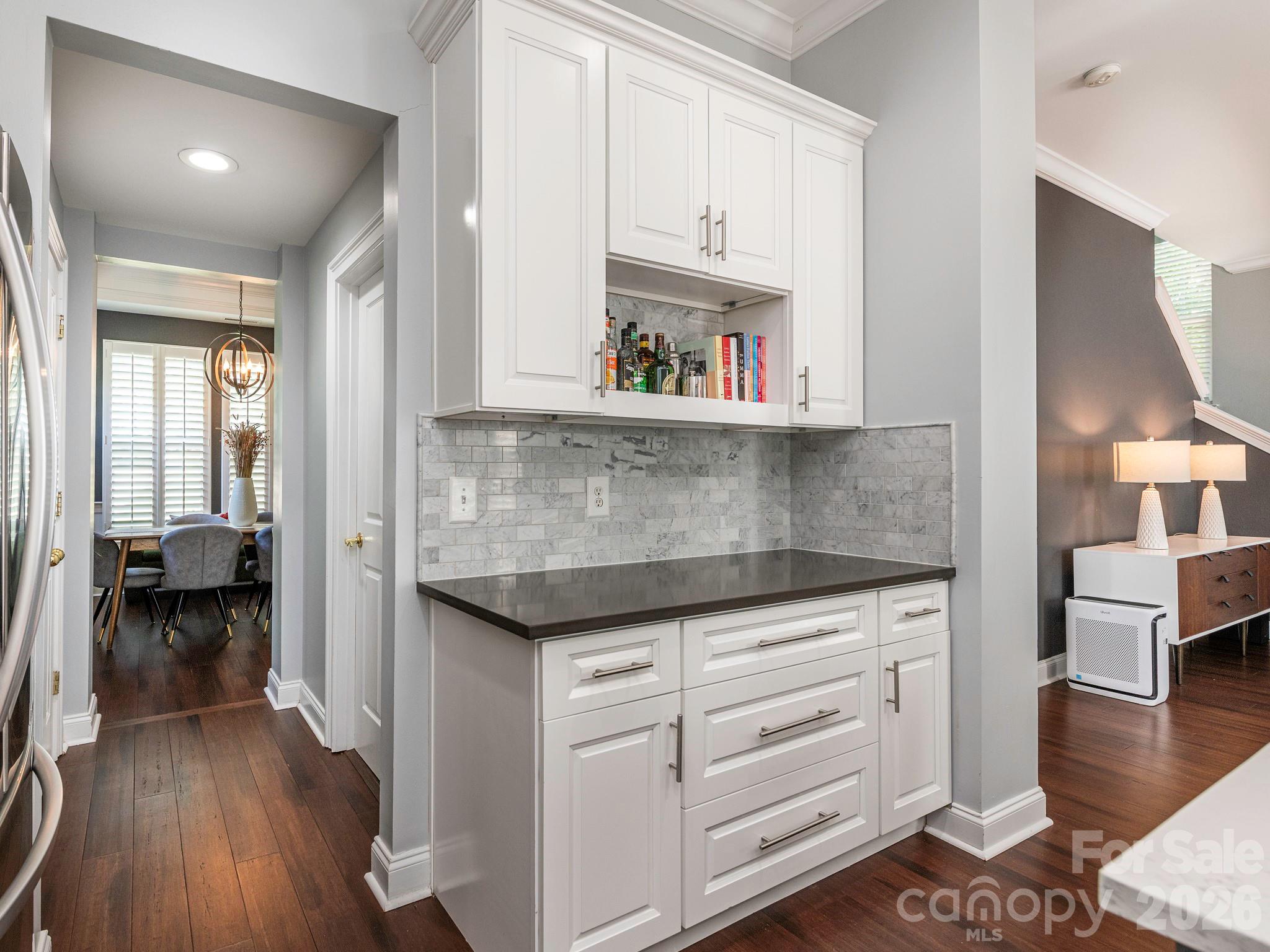 1409 Shade Tree Court — Matthews
