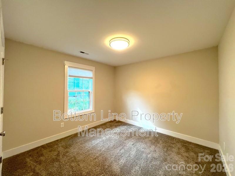 2546 Hemphill Street — Charlotte
