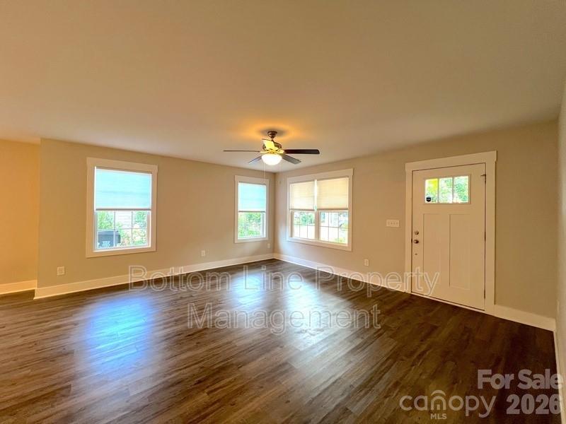 2546 Hemphill Street — Charlotte