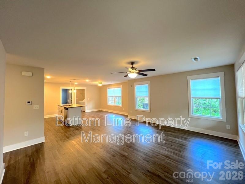 2546 Hemphill Street — Charlotte