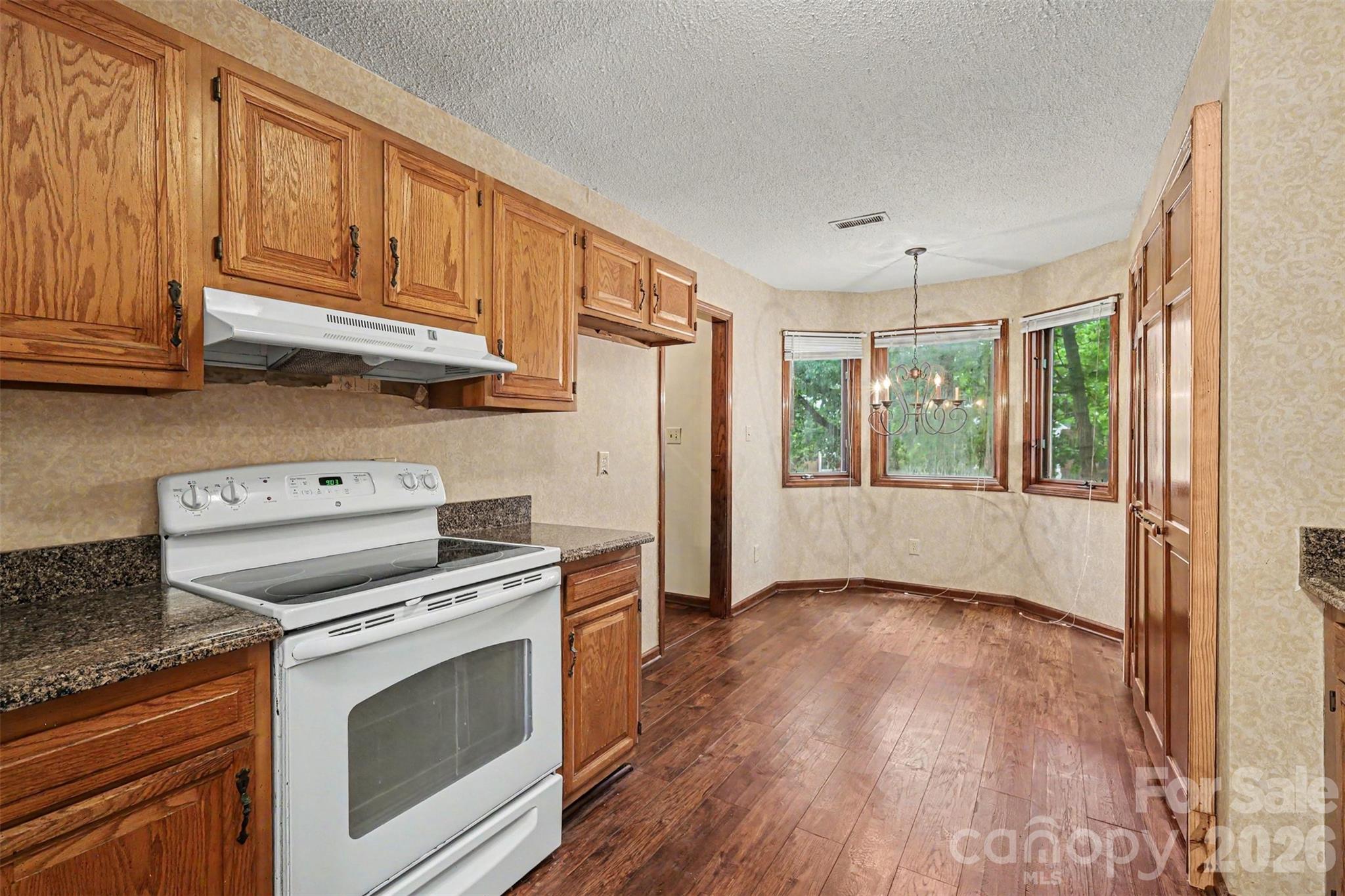 1043 Wexford Place NW — Concord