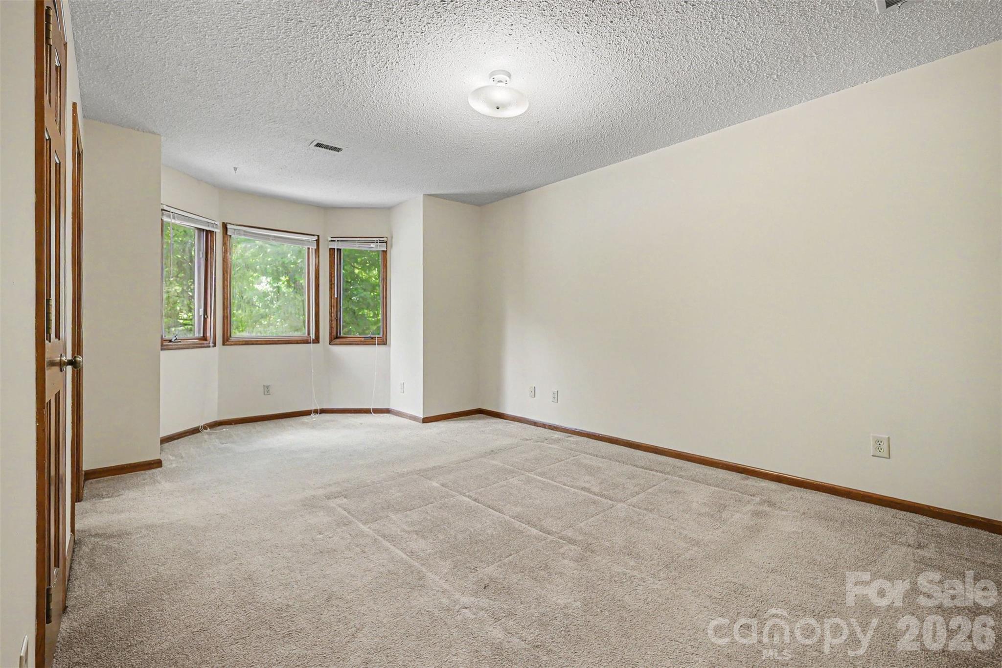 1043 Wexford Place NW — Concord