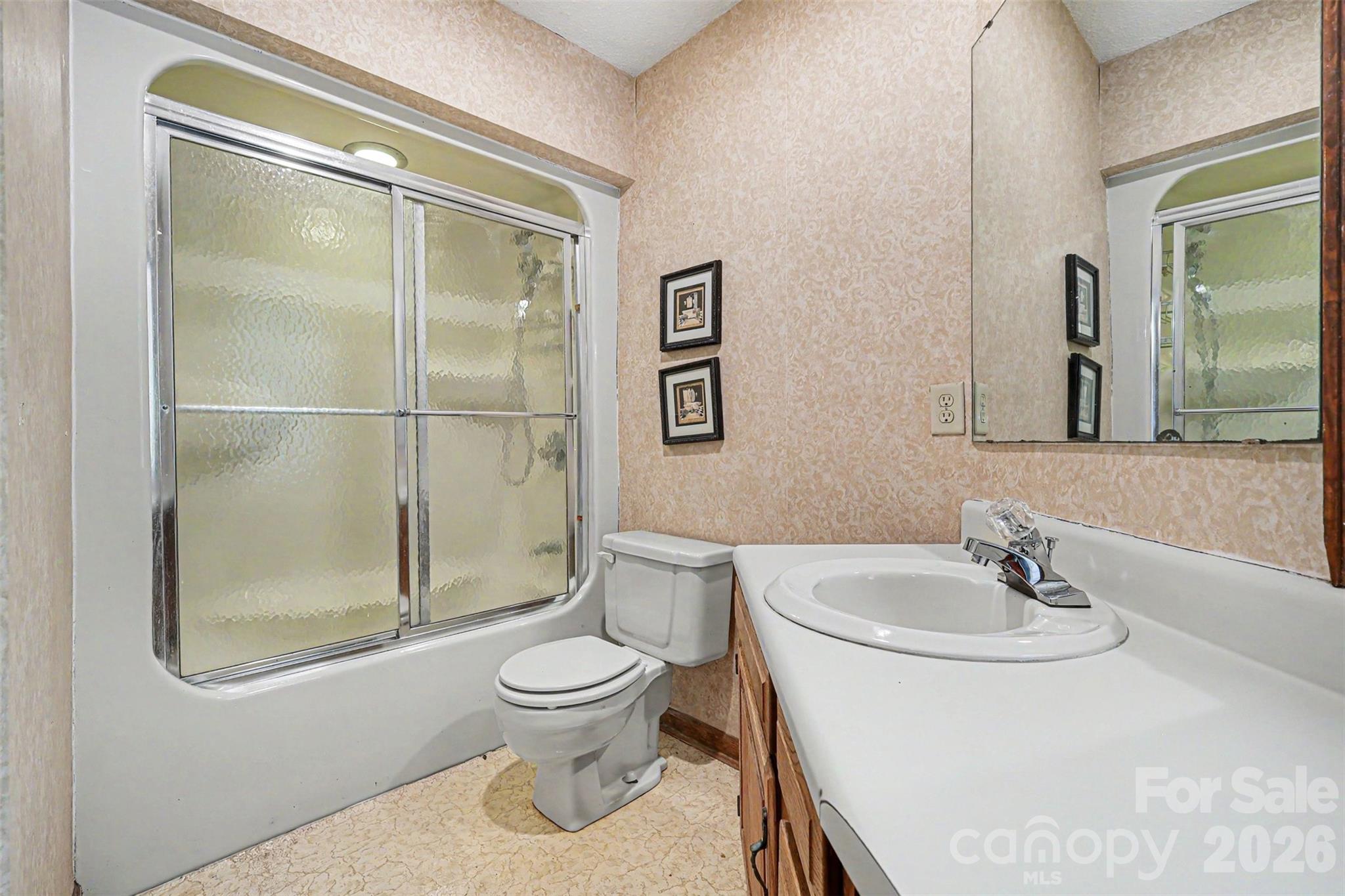 1043 Wexford Place NW — Concord