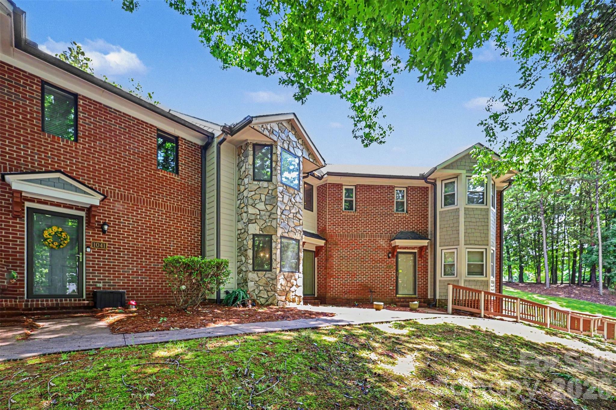 1043 Wexford Place NW — Concord