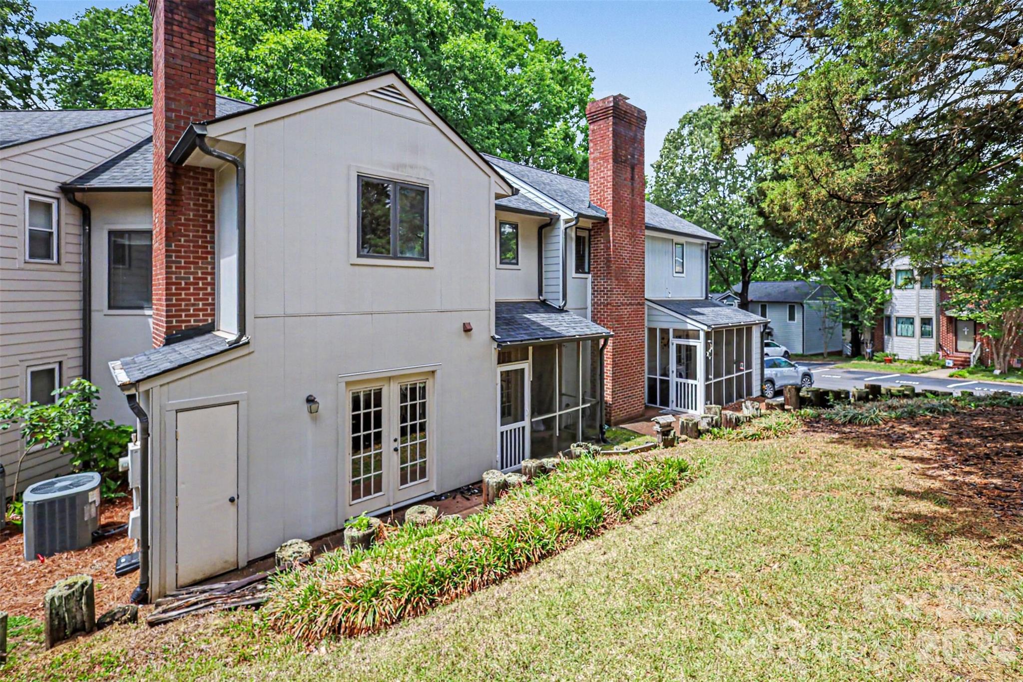 1043 Wexford Place NW — Concord