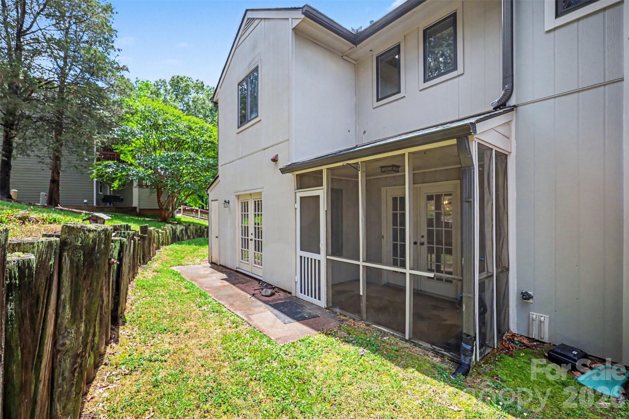 1043 Wexford Place NW — Concord