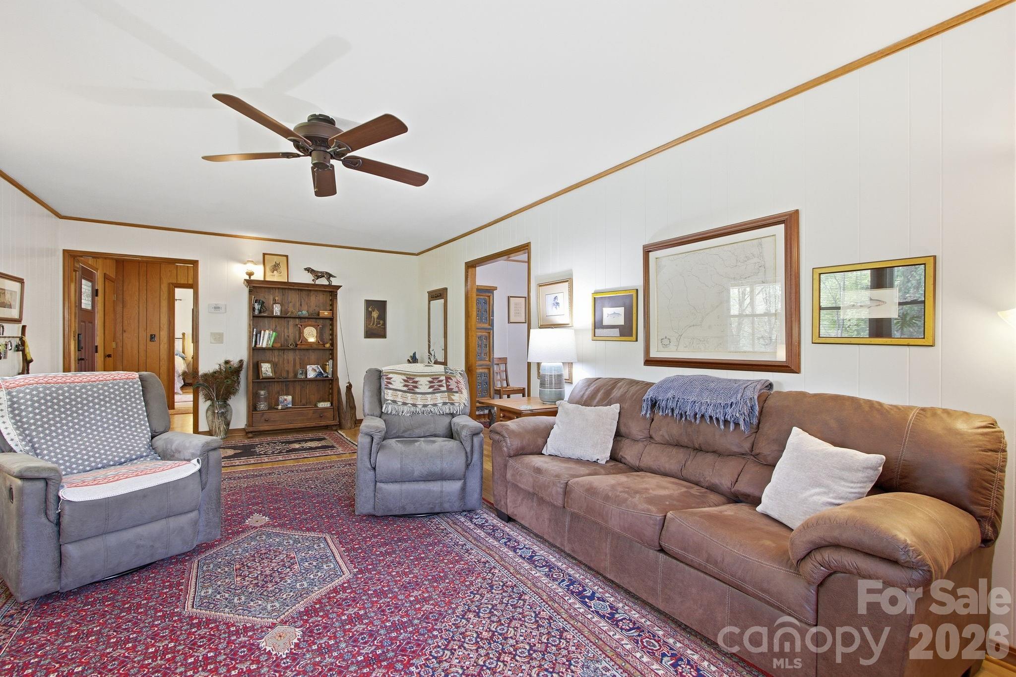 11 Summer Lane — Spruce Pine