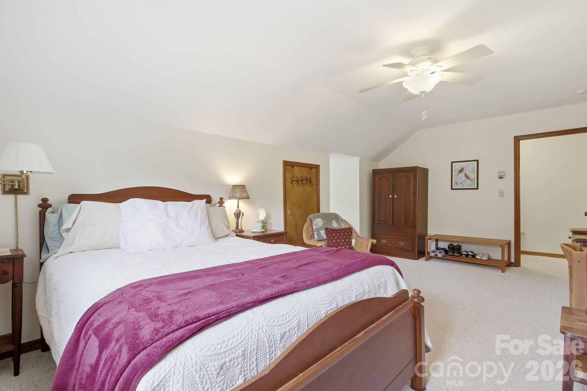 11 Summer Lane — Spruce Pine