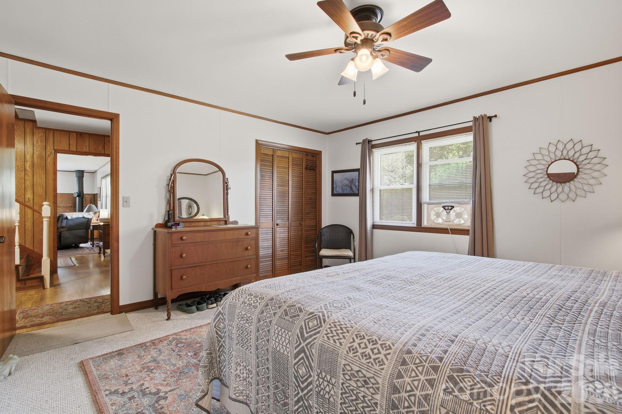 11 Summer Lane — Spruce Pine