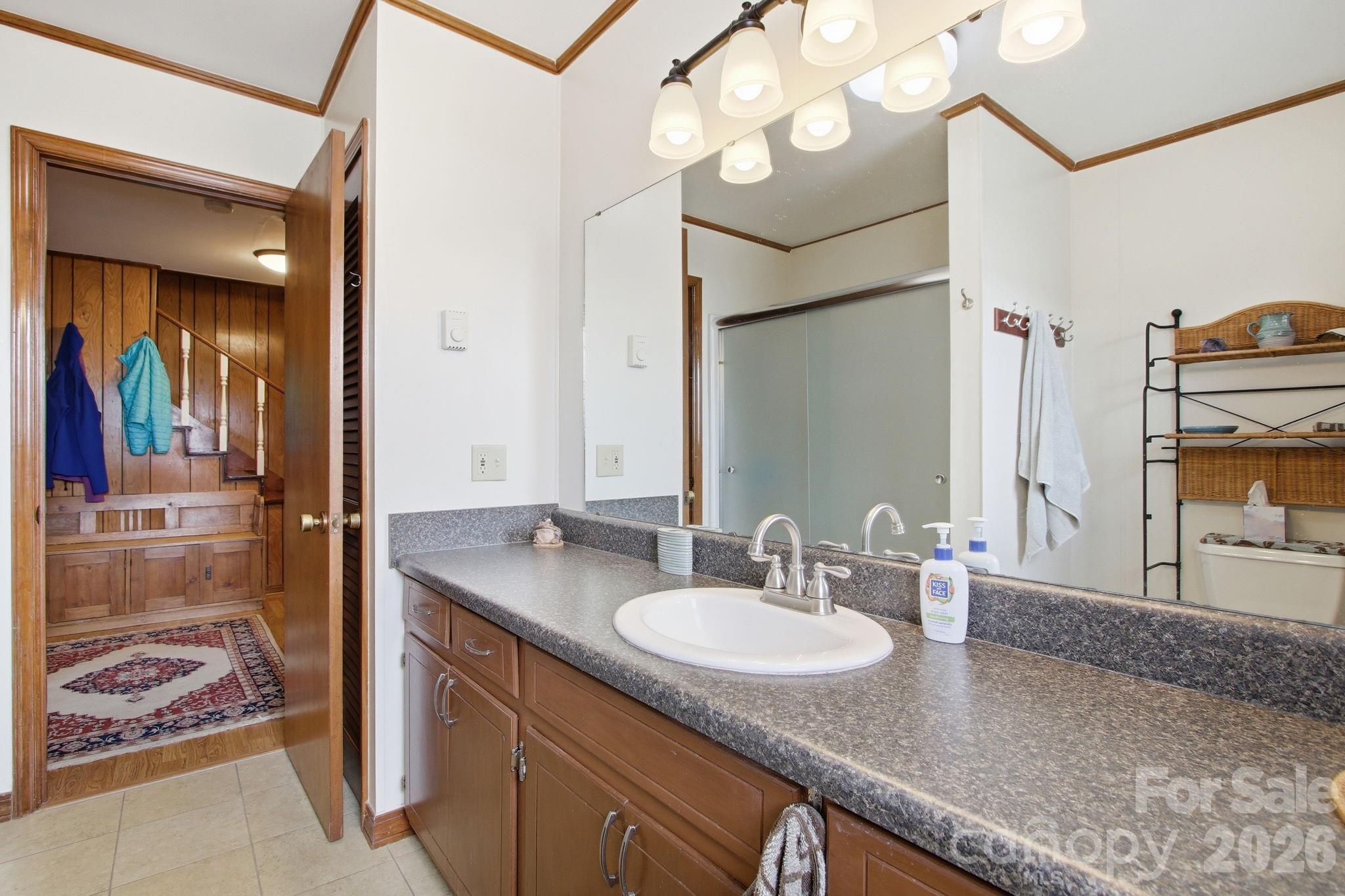 11 Summer Lane — Spruce Pine