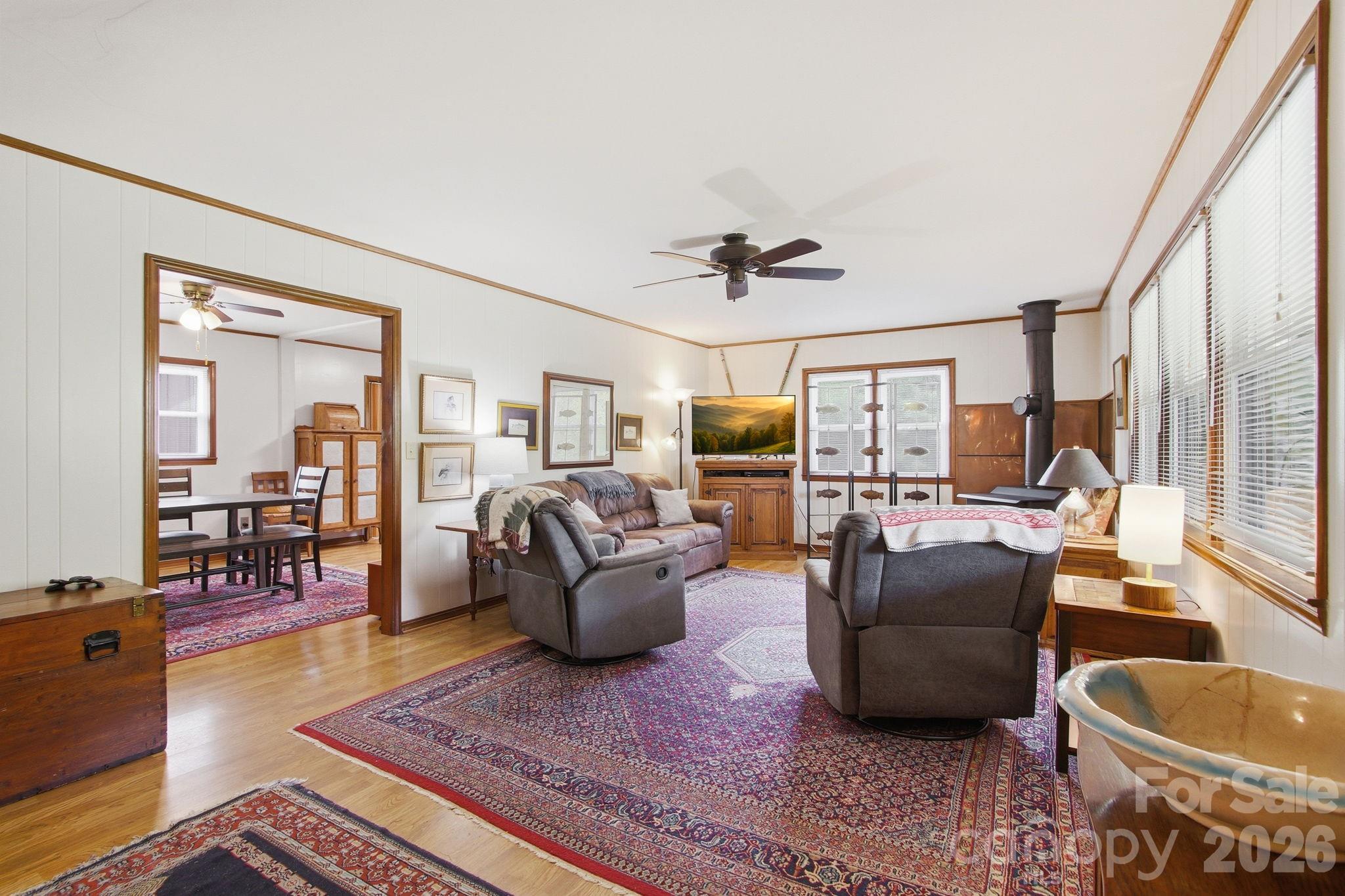 11 Summer Lane — Spruce Pine