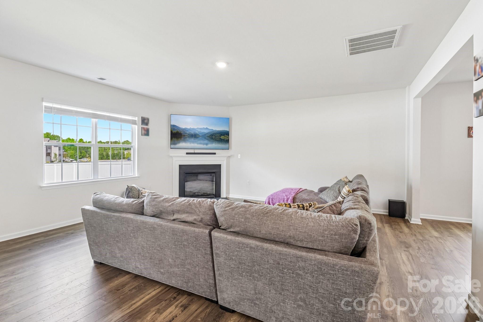455 Saddlebred Lane — Locust