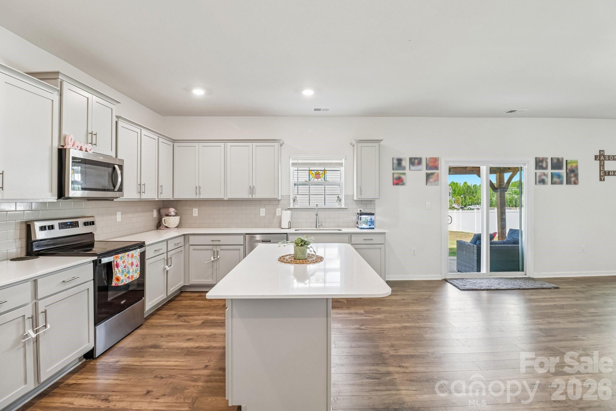 455 Saddlebred Lane — Locust
