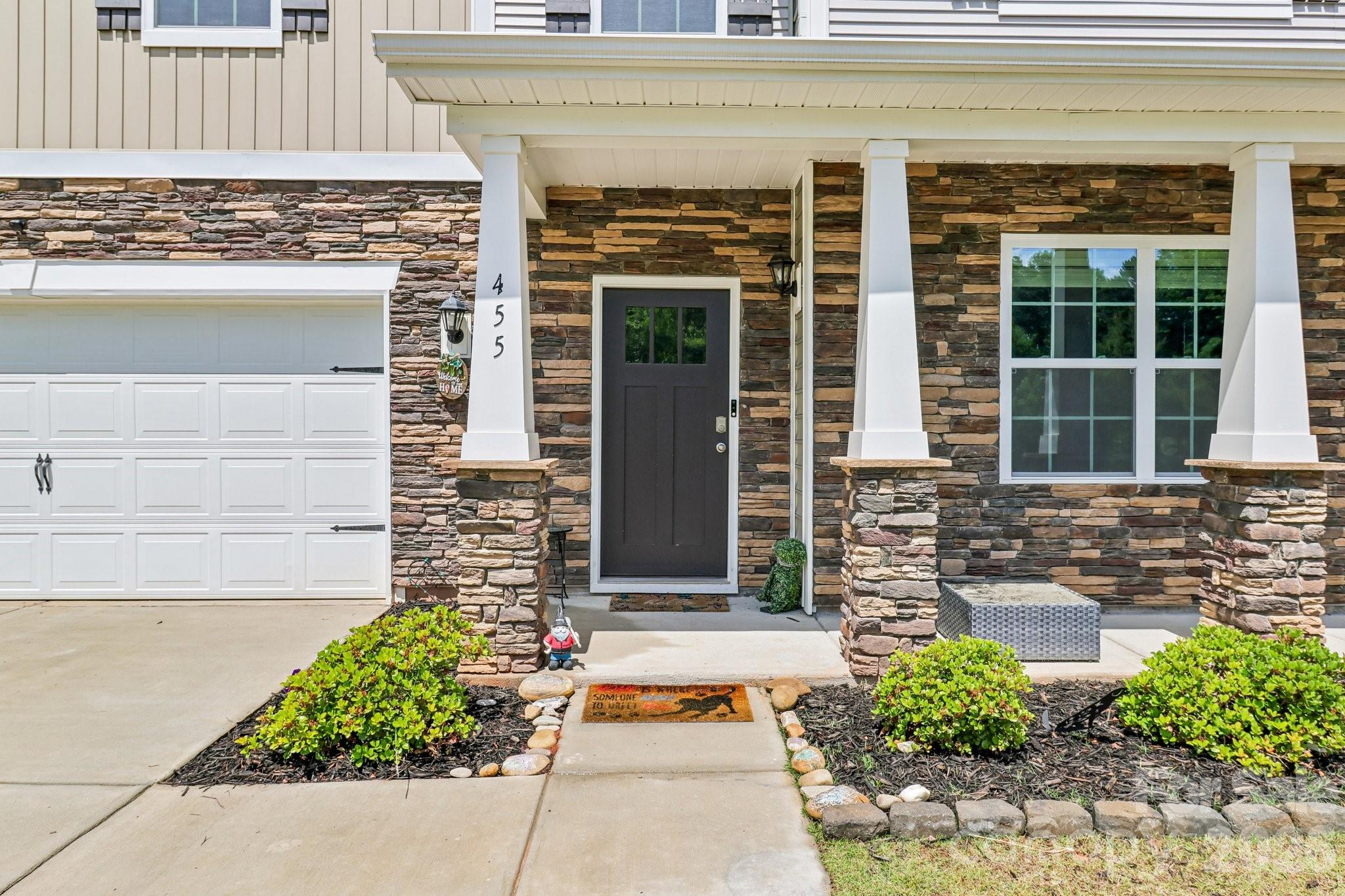 455 Saddlebred Lane — Locust
