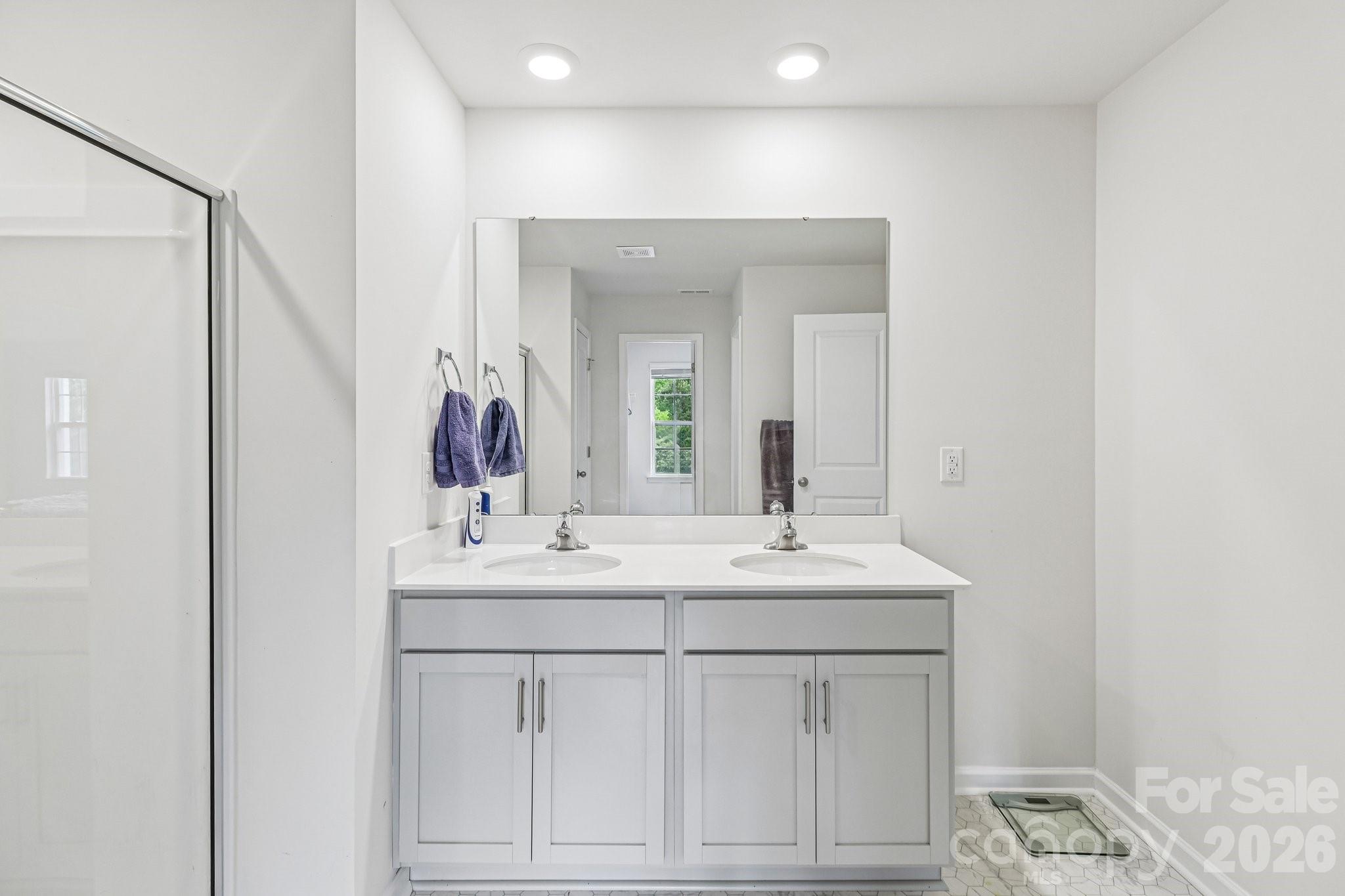 455 Saddlebred Lane — Locust