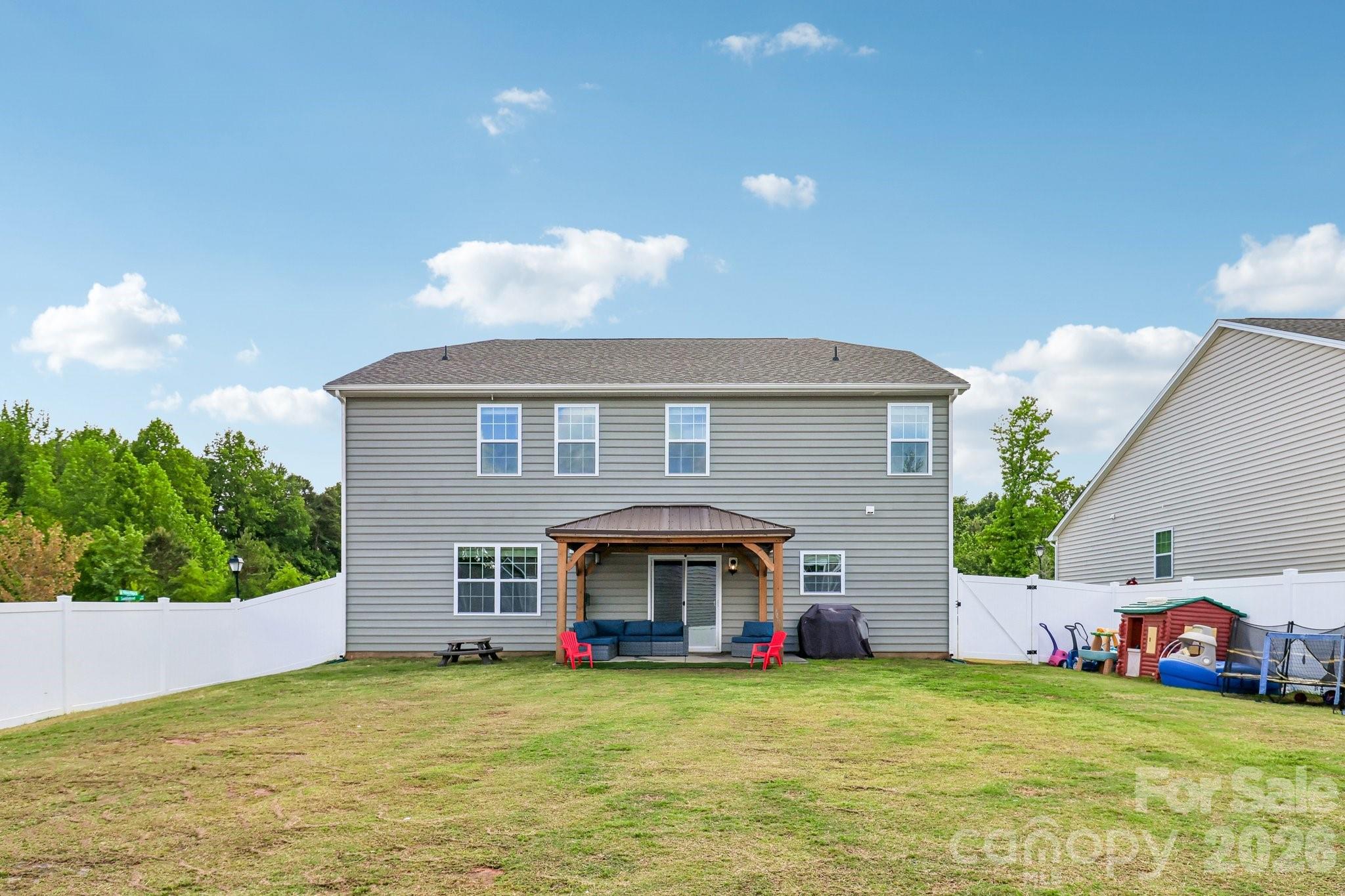 455 Saddlebred Lane — Locust
