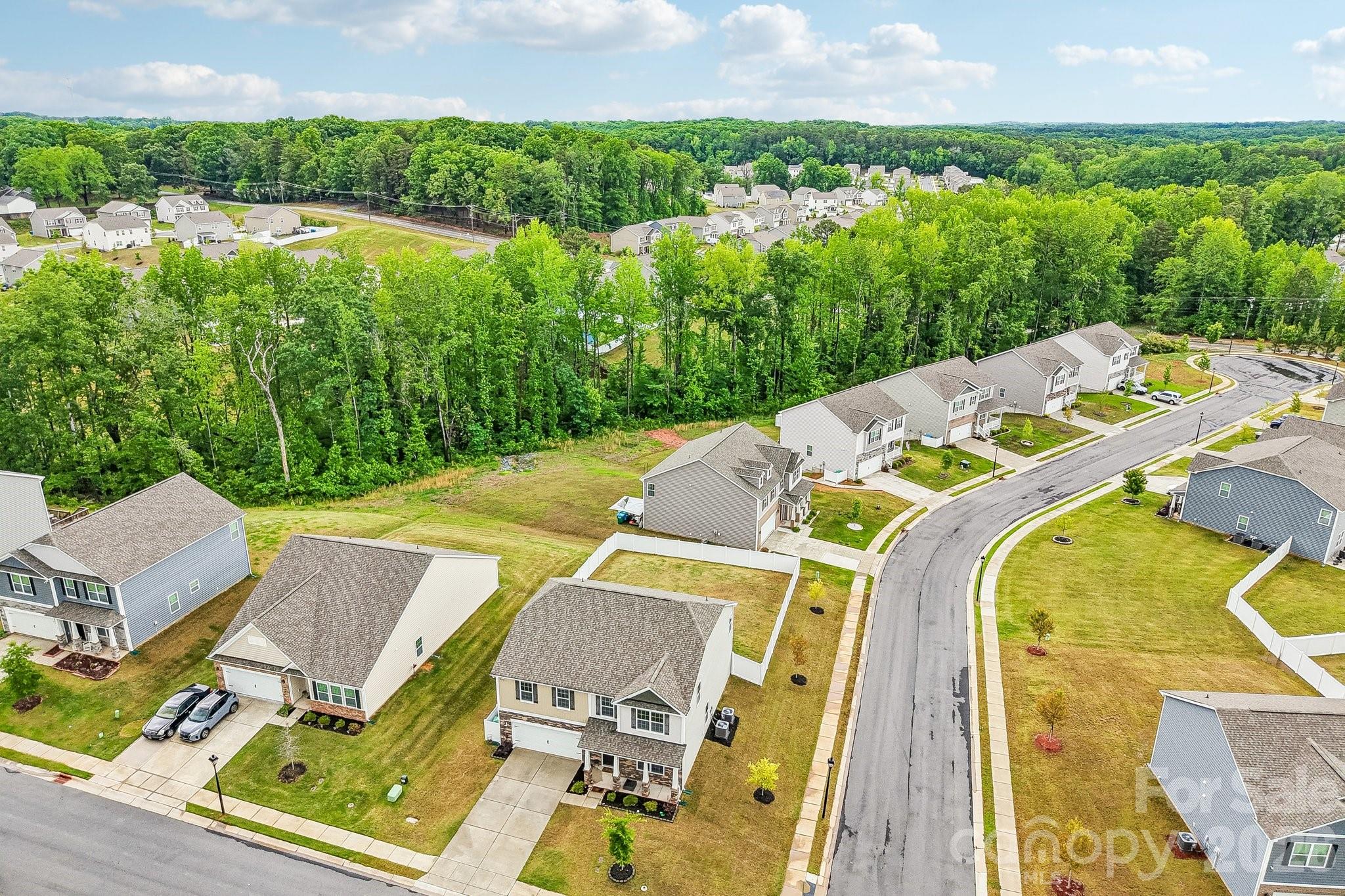 455 Saddlebred Lane — Locust