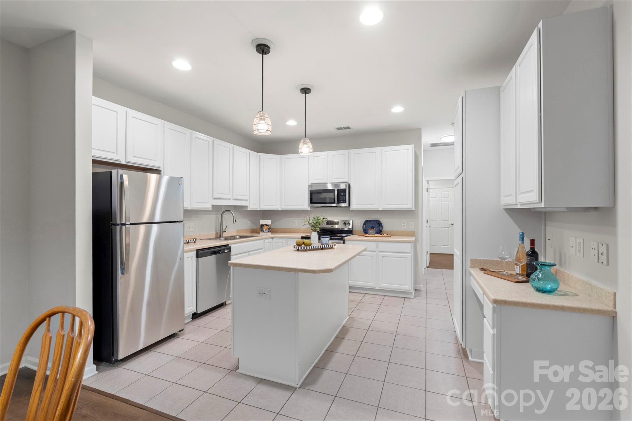 11719 Silverado Lane — Charlotte