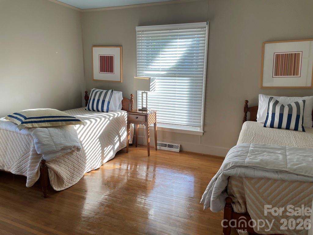 1140 Bevis Drive — Charlotte