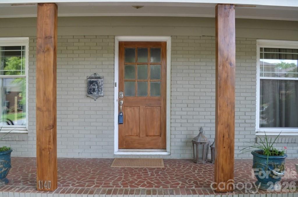 1140 Bevis Drive — Charlotte