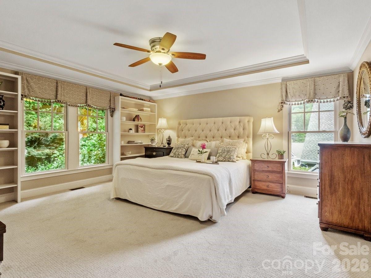 6 Creekside Way — Asheville