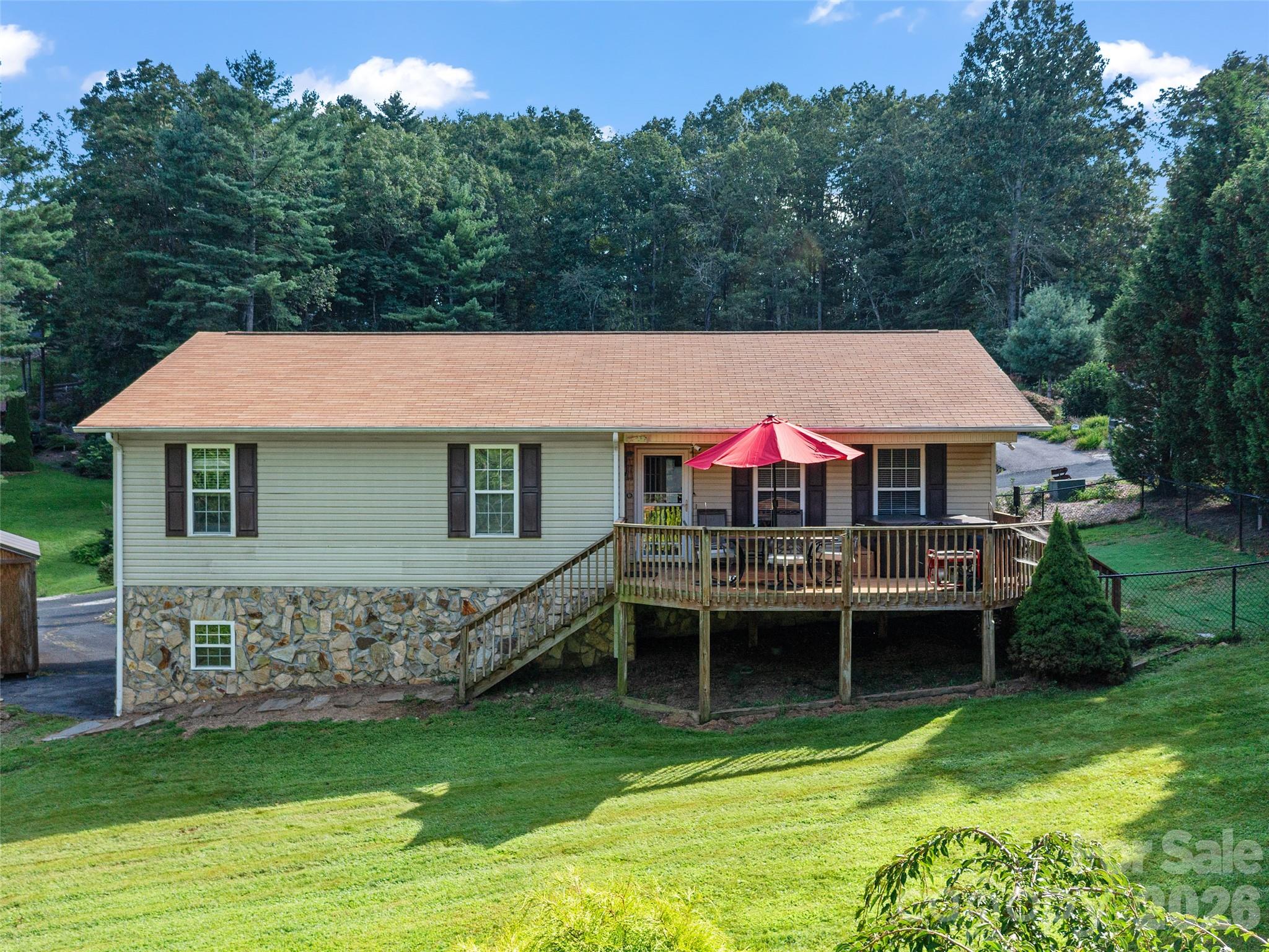 282 Sourwood Drive — Spruce Pine