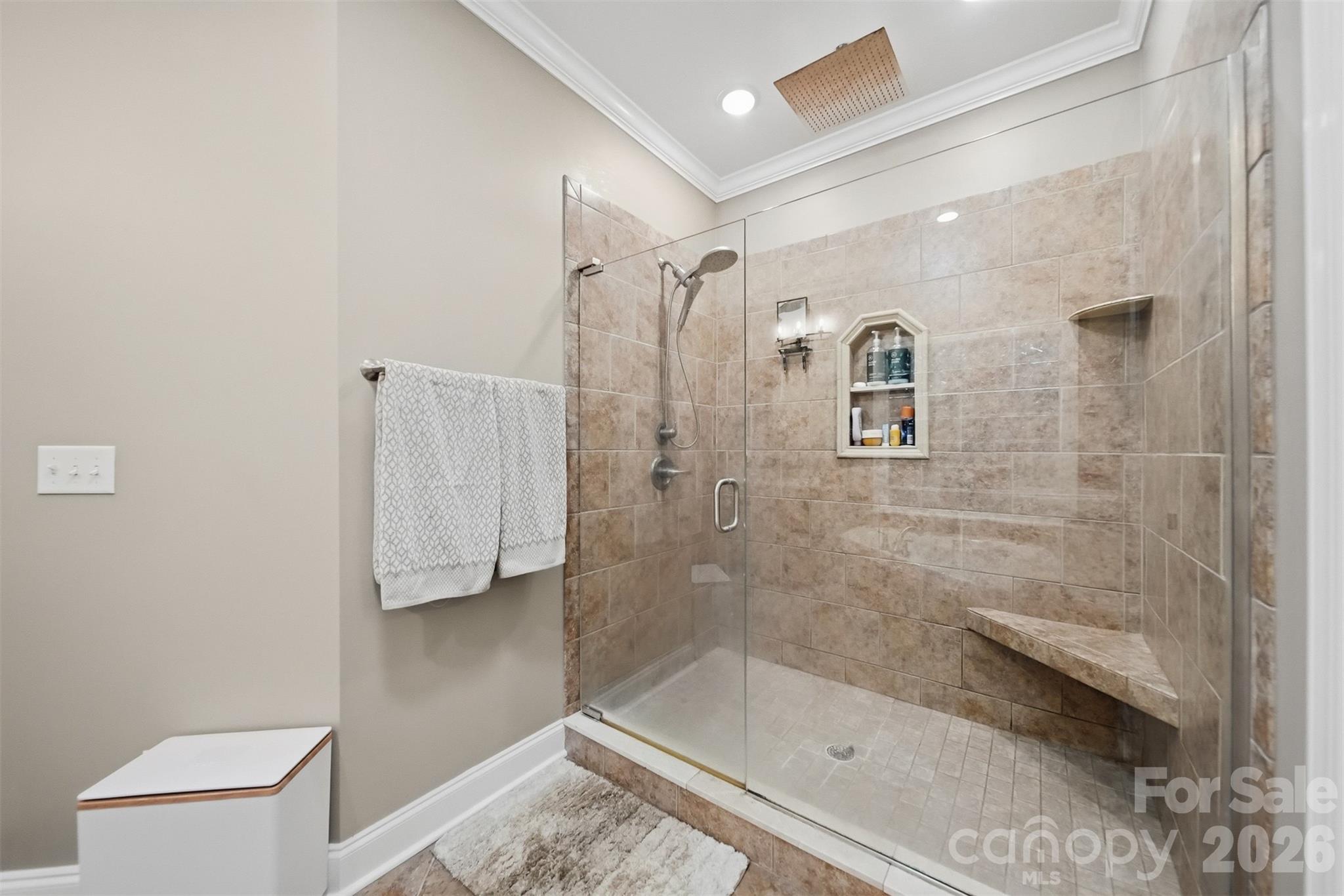 151 43rd Avenue Drive NW — Hickory