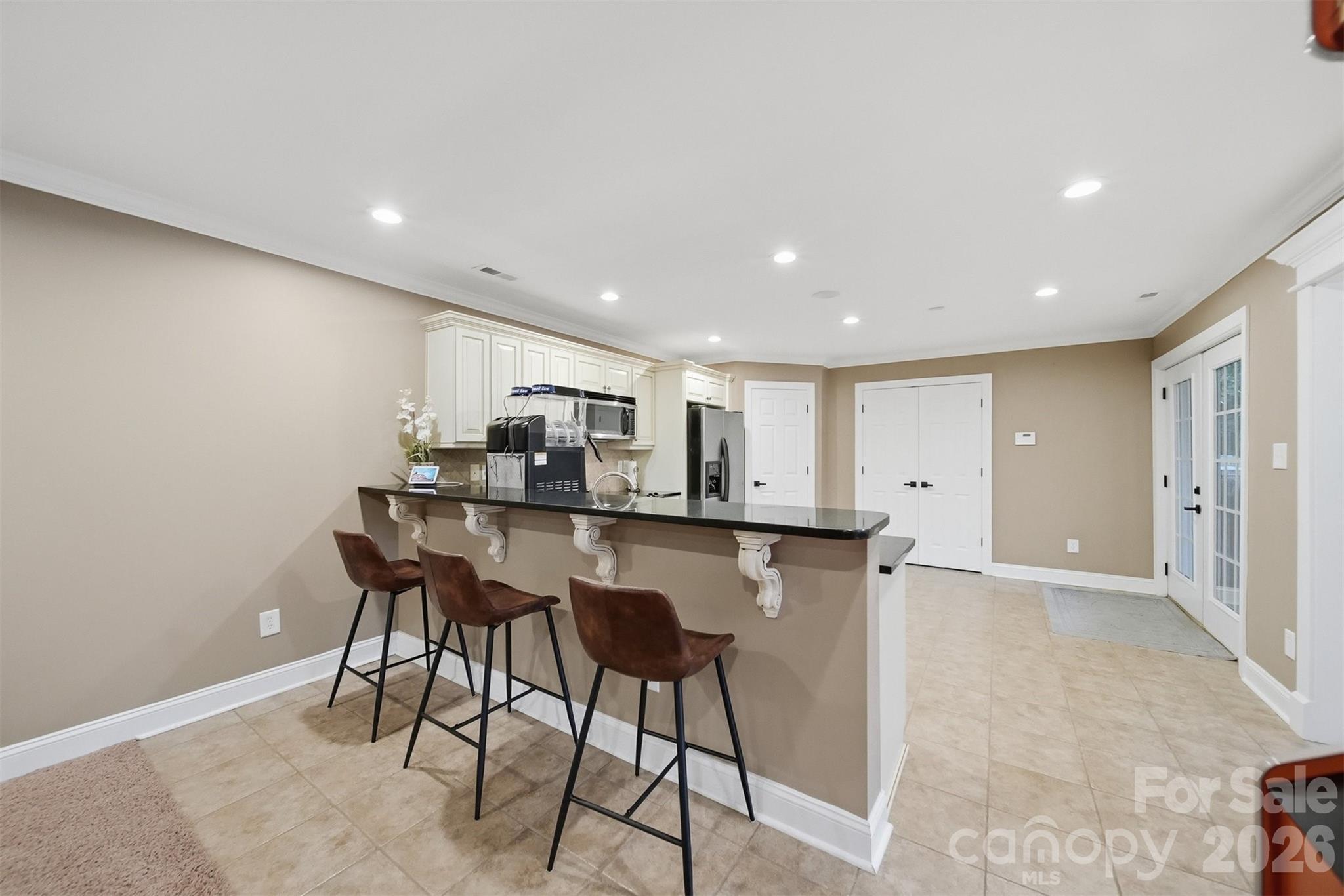 151 43rd Avenue Drive NW — Hickory