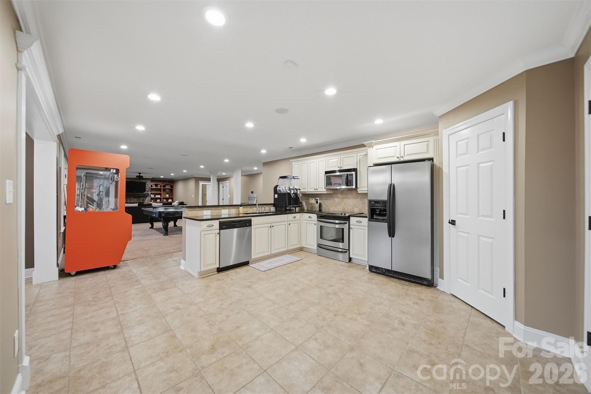151 43rd Avenue Drive NW — Hickory