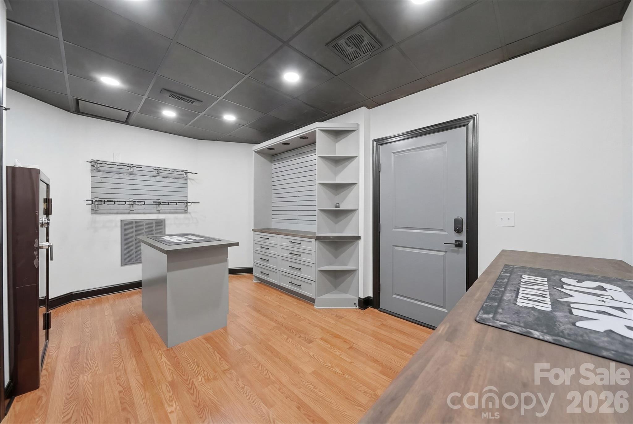 151 43rd Avenue Drive NW — Hickory