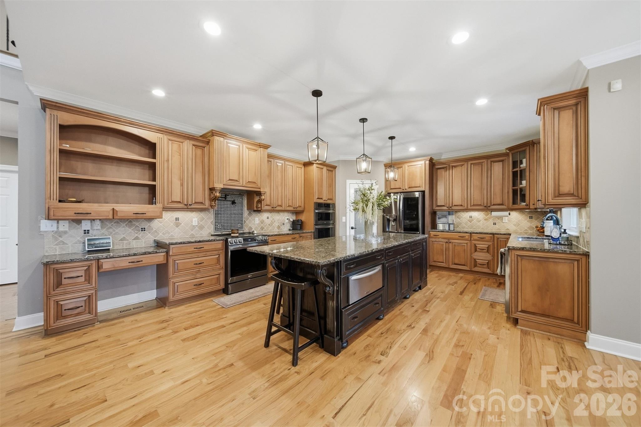 151 43rd Avenue Drive NW — Hickory