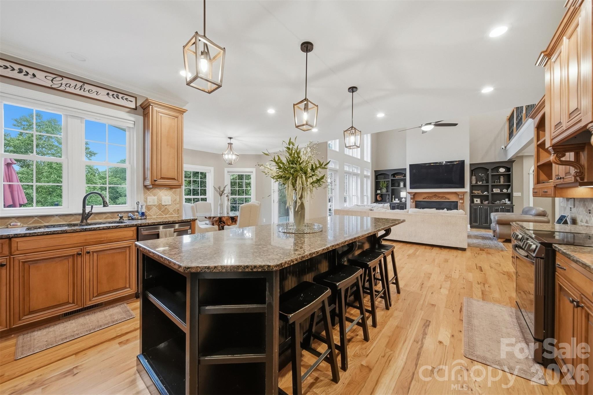 151 43rd Avenue Drive NW — Hickory