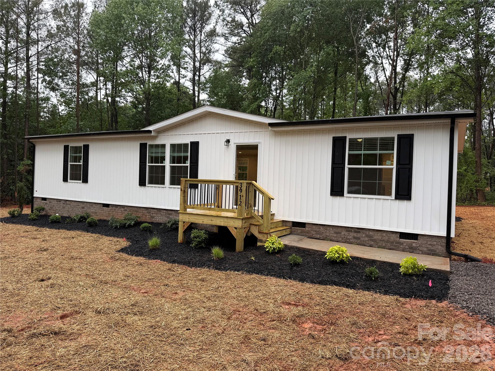 3912 SCOTT Road — Morganton