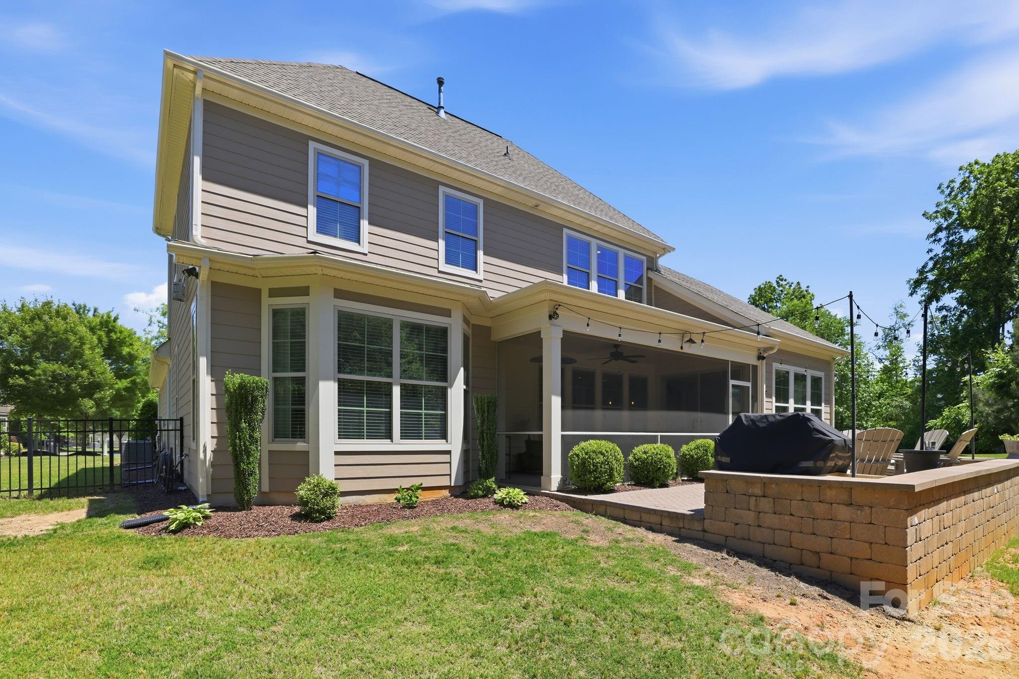 11502 Sweet Birch Lane — Charlotte