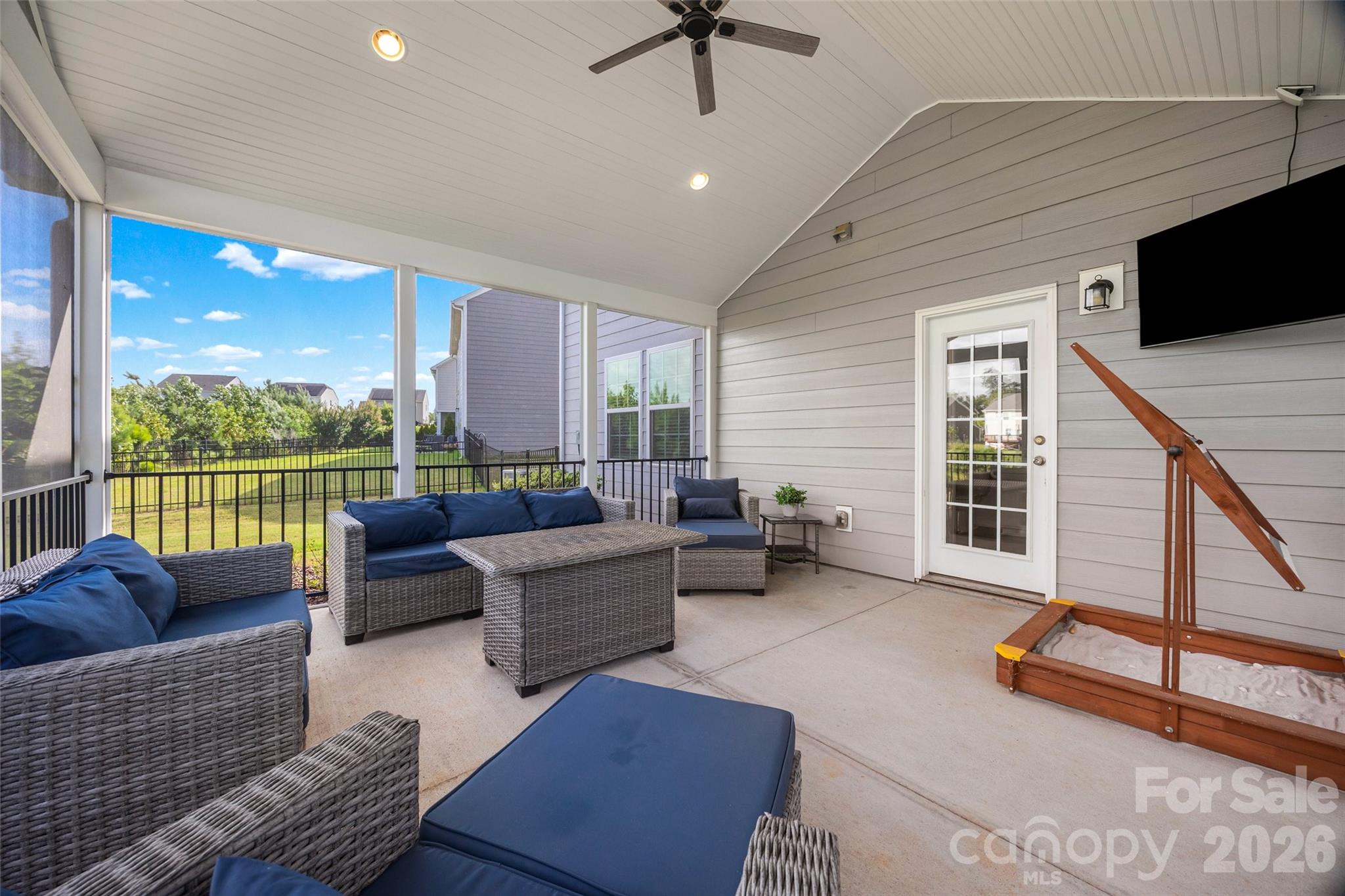 17712 Terryglass Lane — Charlotte