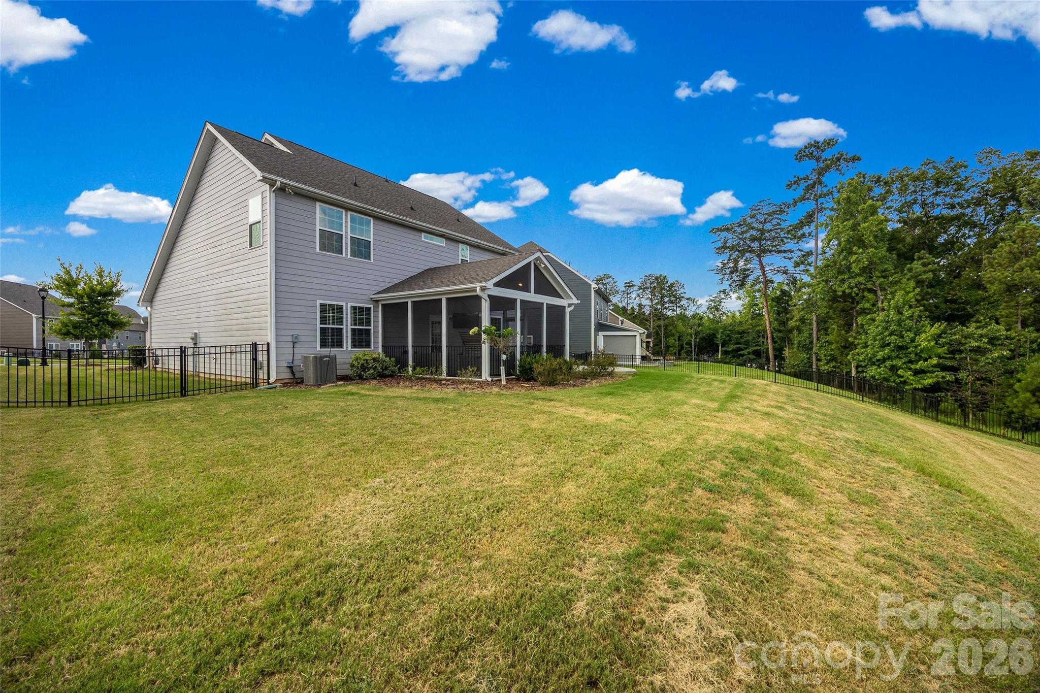 17712 Terryglass Lane — Charlotte