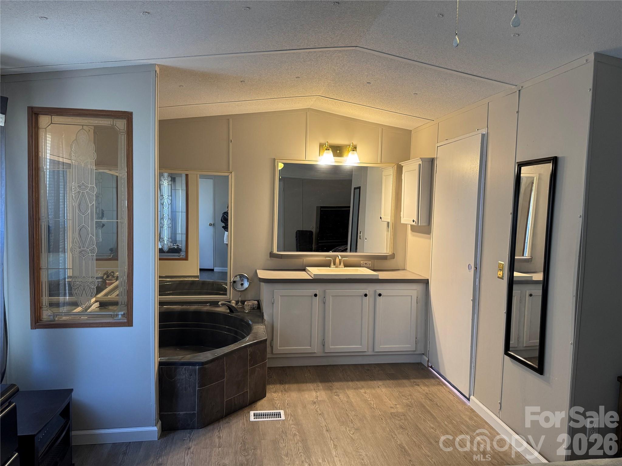 131 Bethany Woods Lane — Statesville