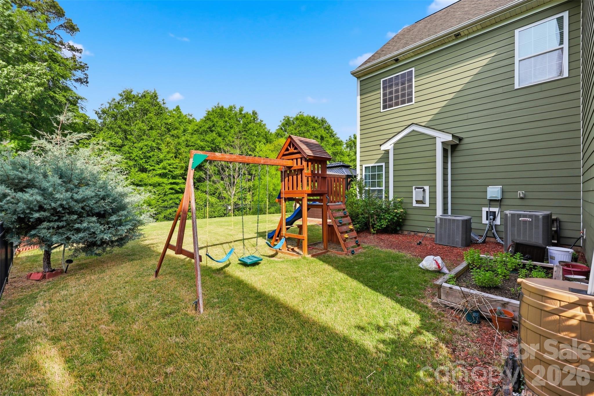 10580 Skipping Rock Lane NW — Concord