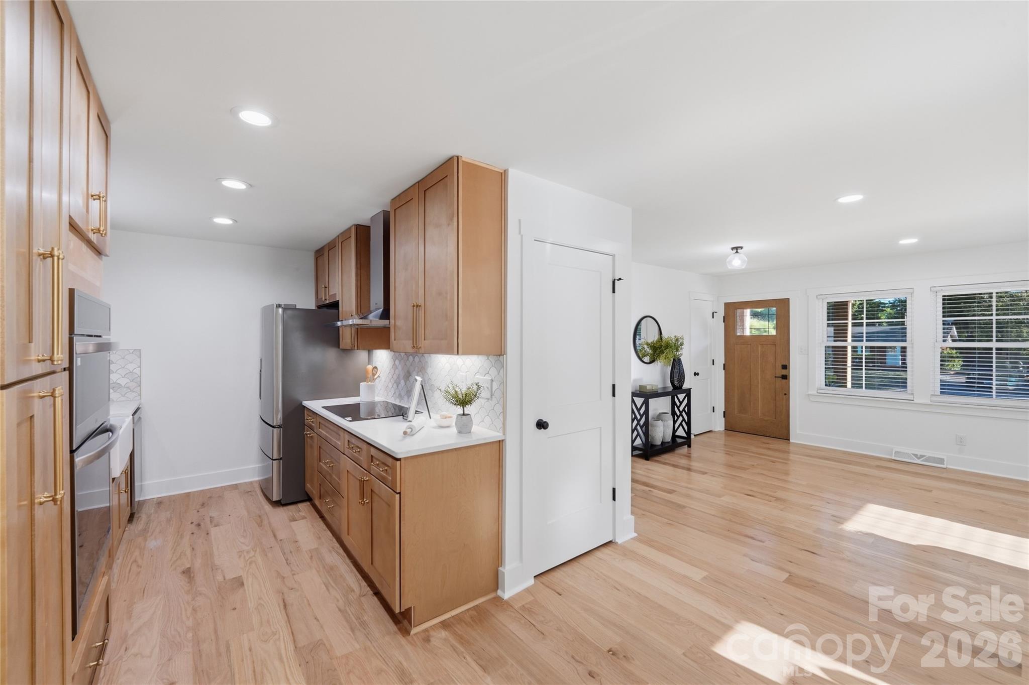 4314 Ivanhoe Place — Charlotte
