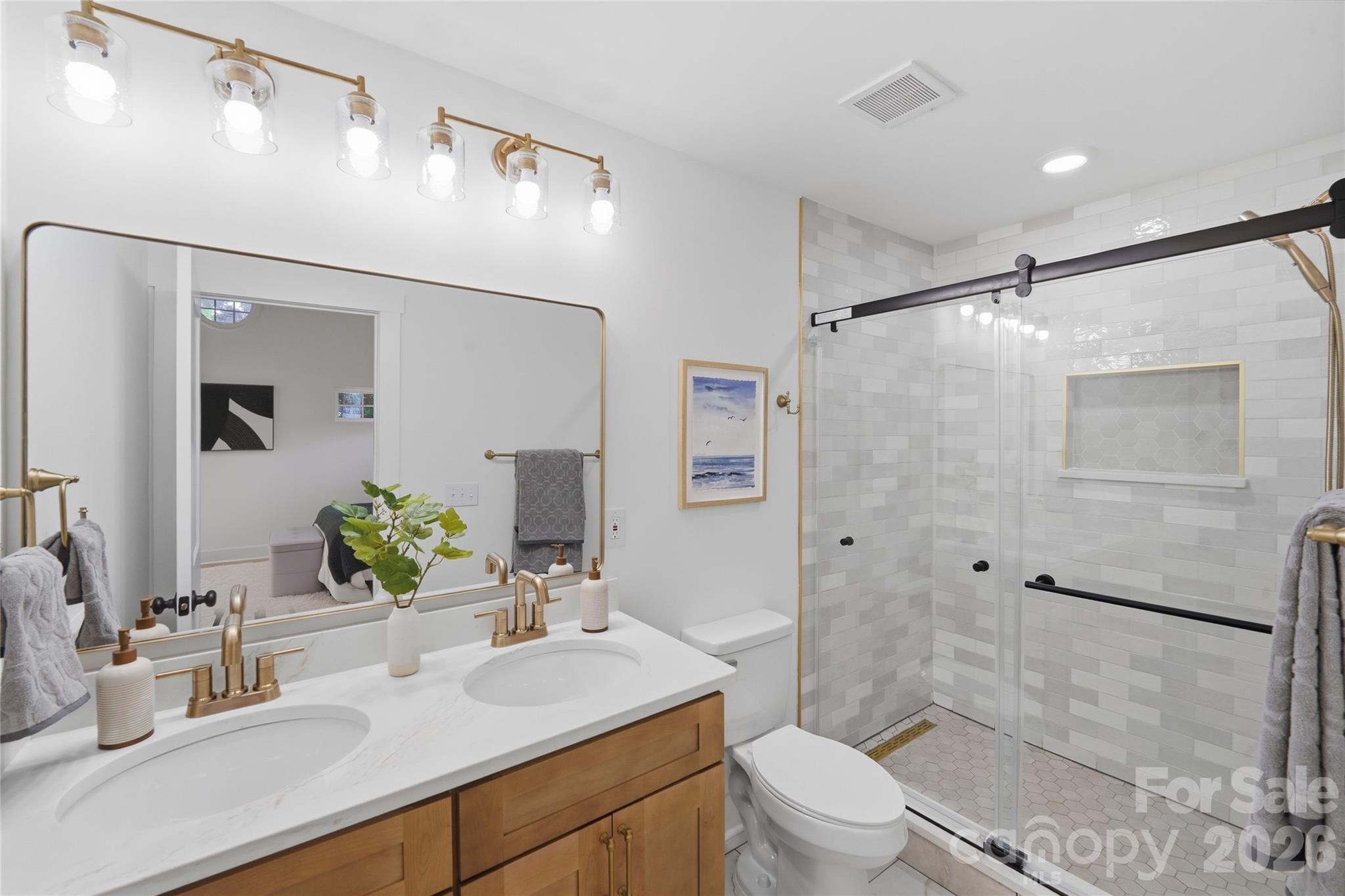 4314 Ivanhoe Place — Charlotte