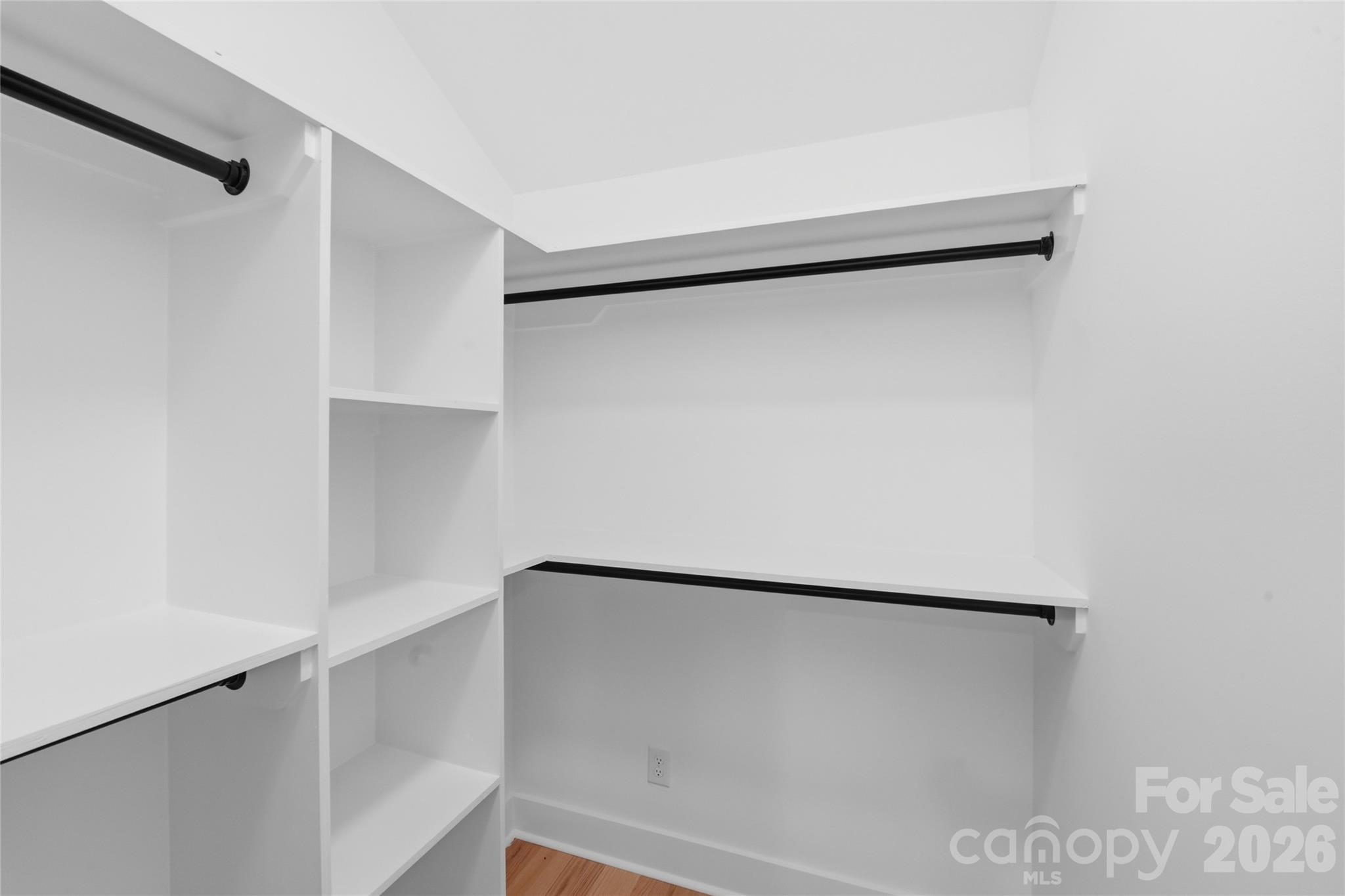 4314 Ivanhoe Place — Charlotte