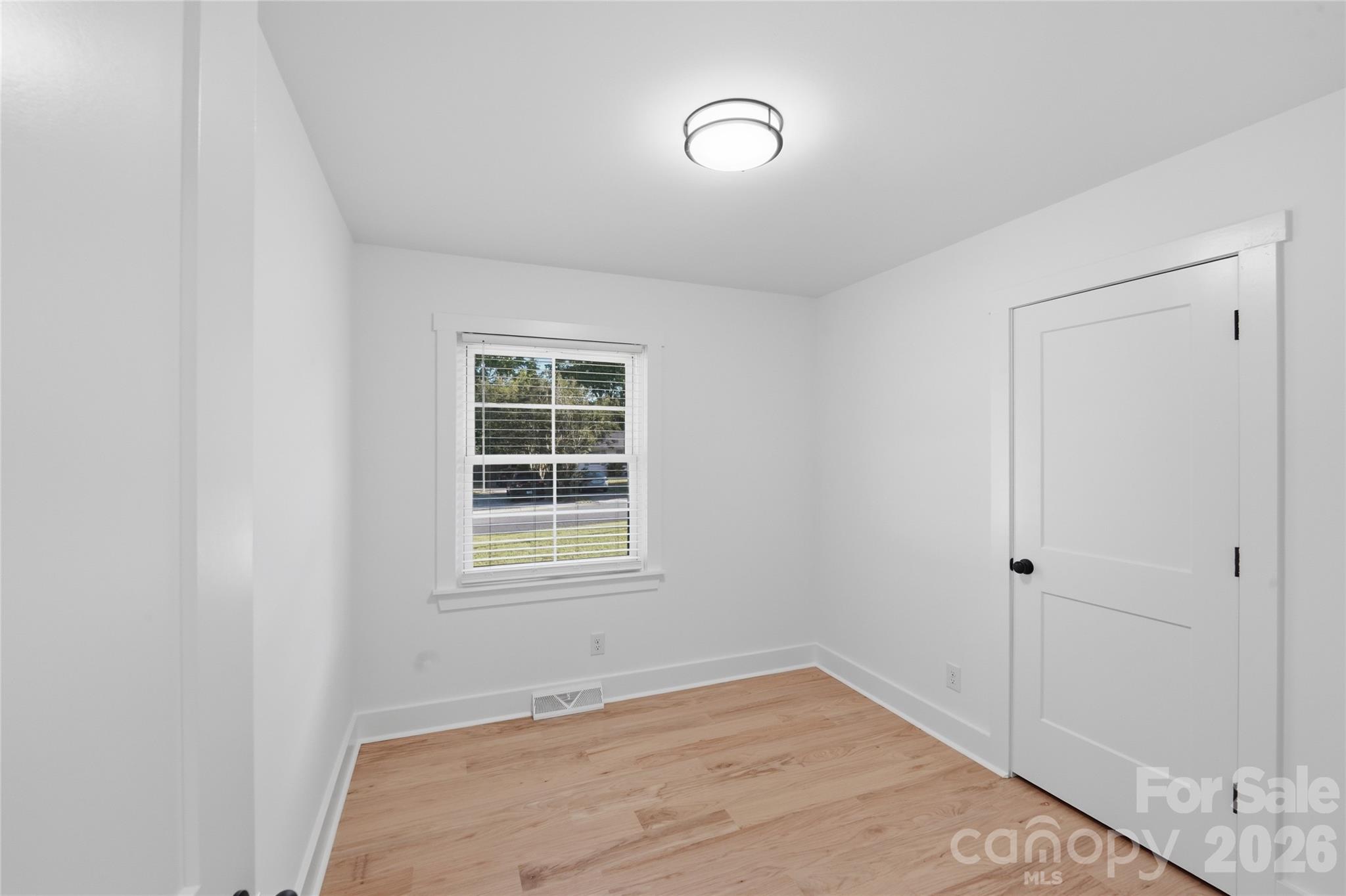 4314 Ivanhoe Place — Charlotte