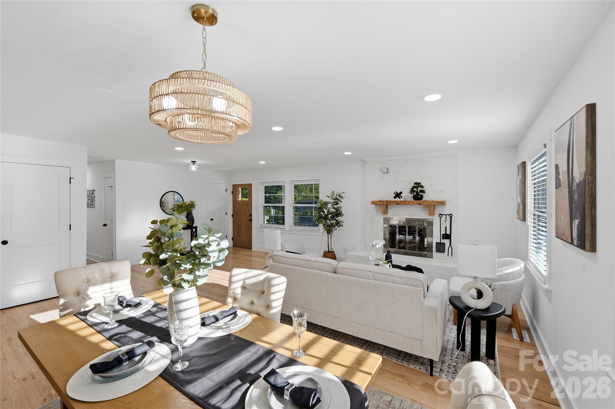 4314 Ivanhoe Place — Charlotte