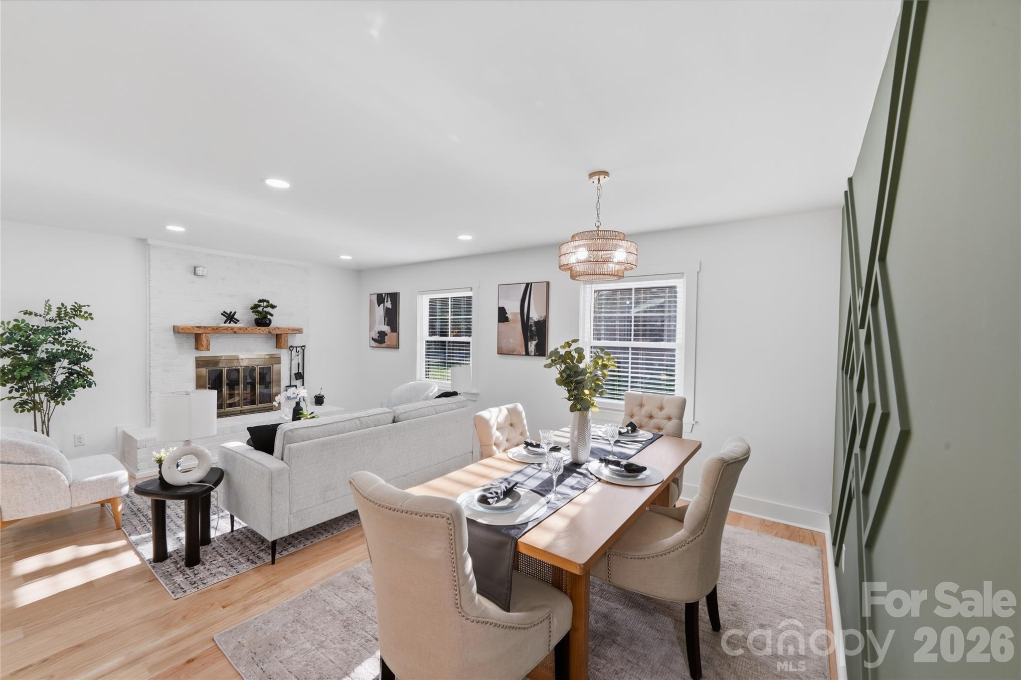 4314 Ivanhoe Place — Charlotte