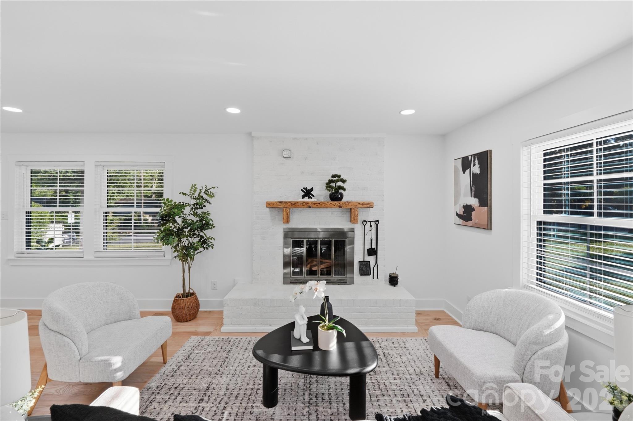 4314 Ivanhoe Place — Charlotte