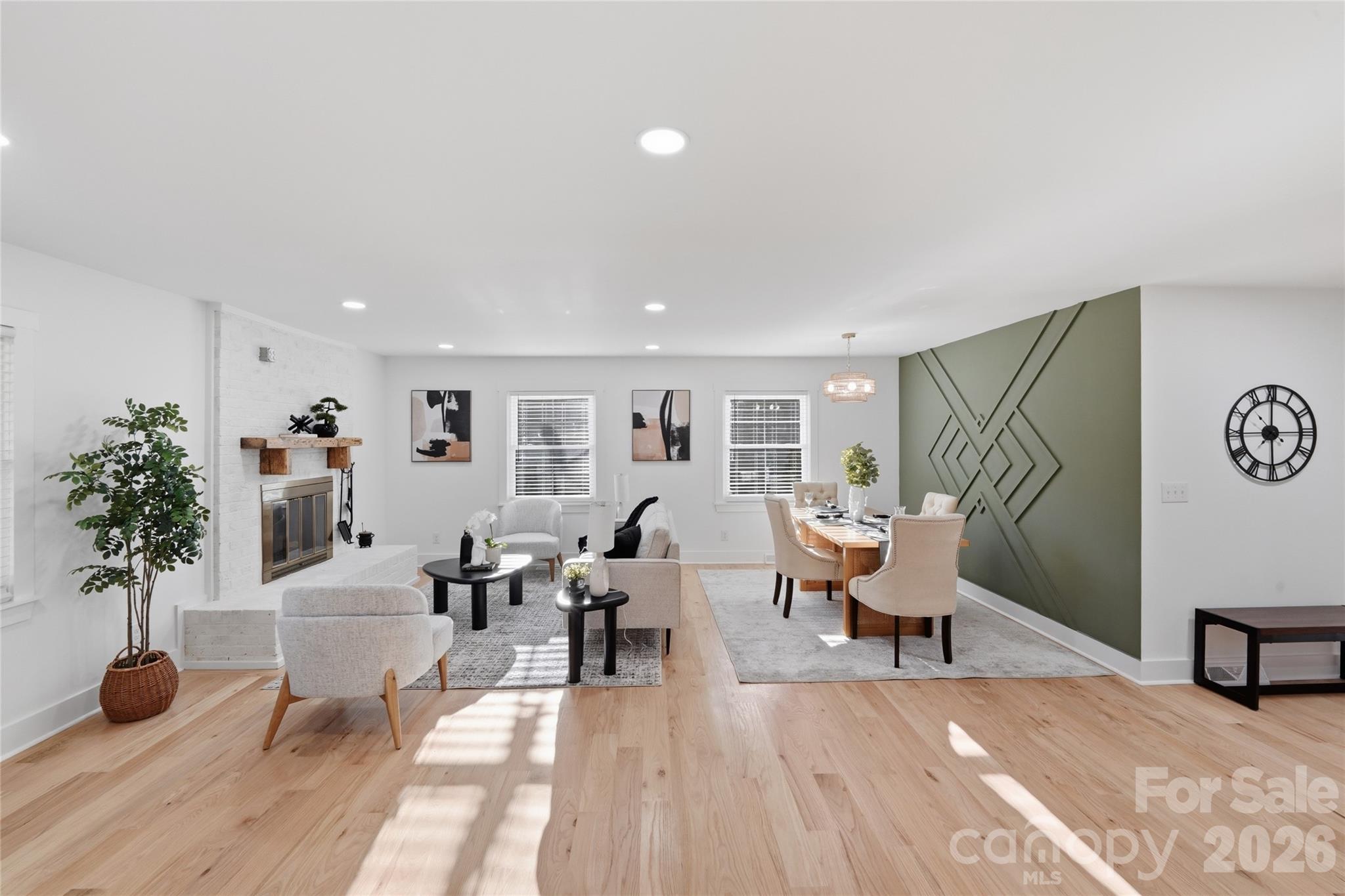 4314 Ivanhoe Place — Charlotte